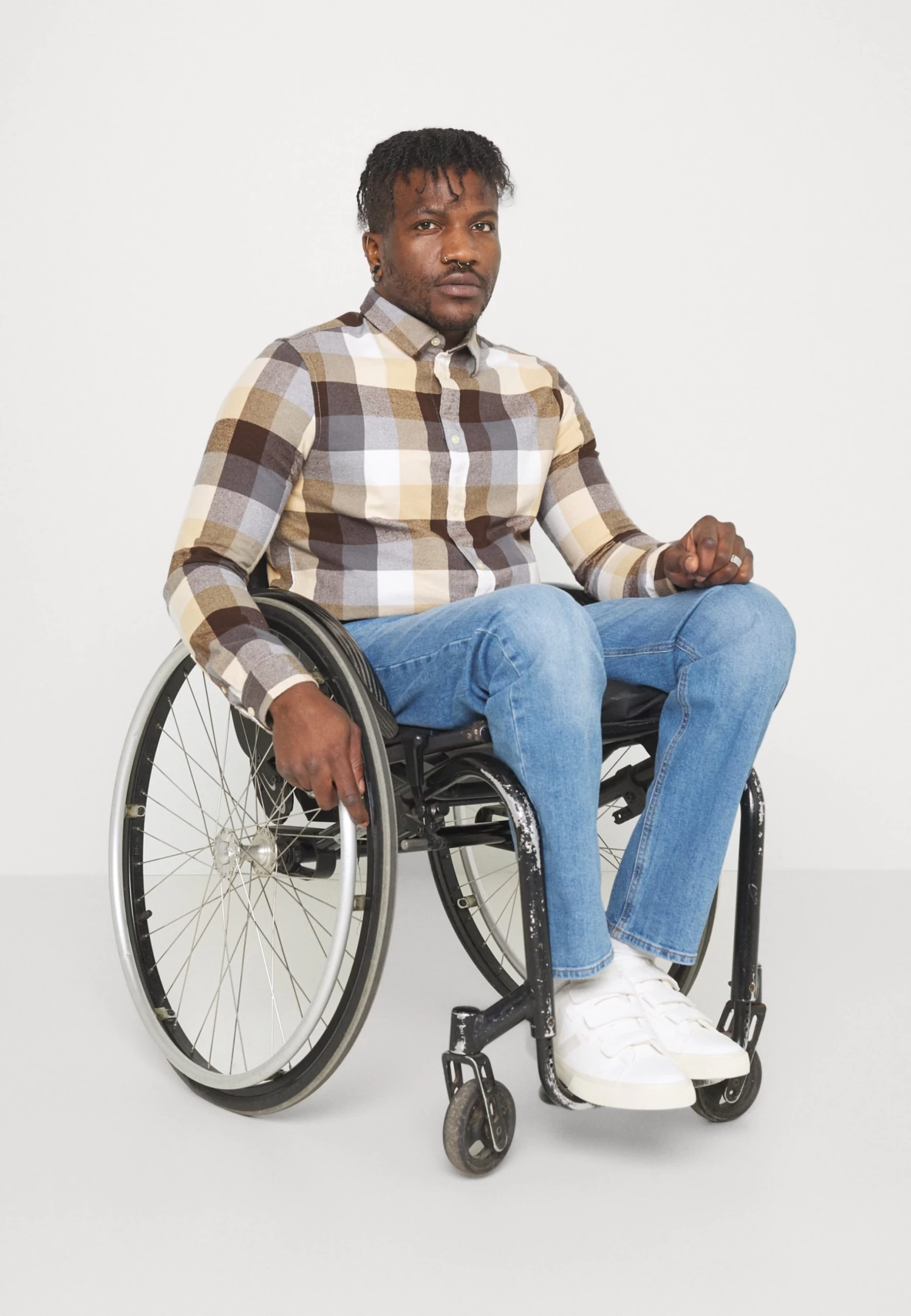 Straight Leg Jeans - Blue Denim