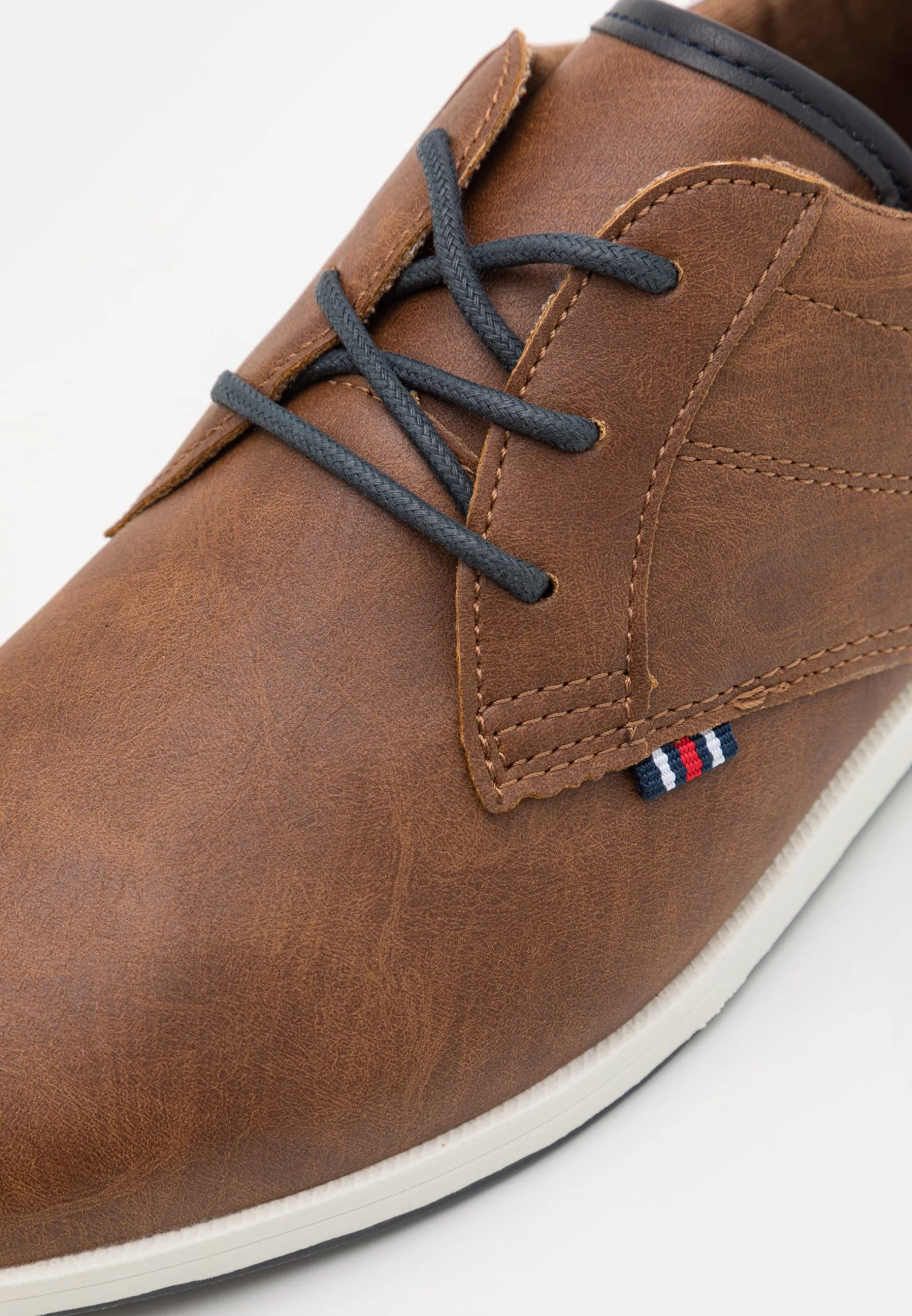 Casual Lace-Ups - Cognac/White