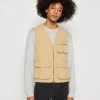 Pier One Waistcoat - Tan