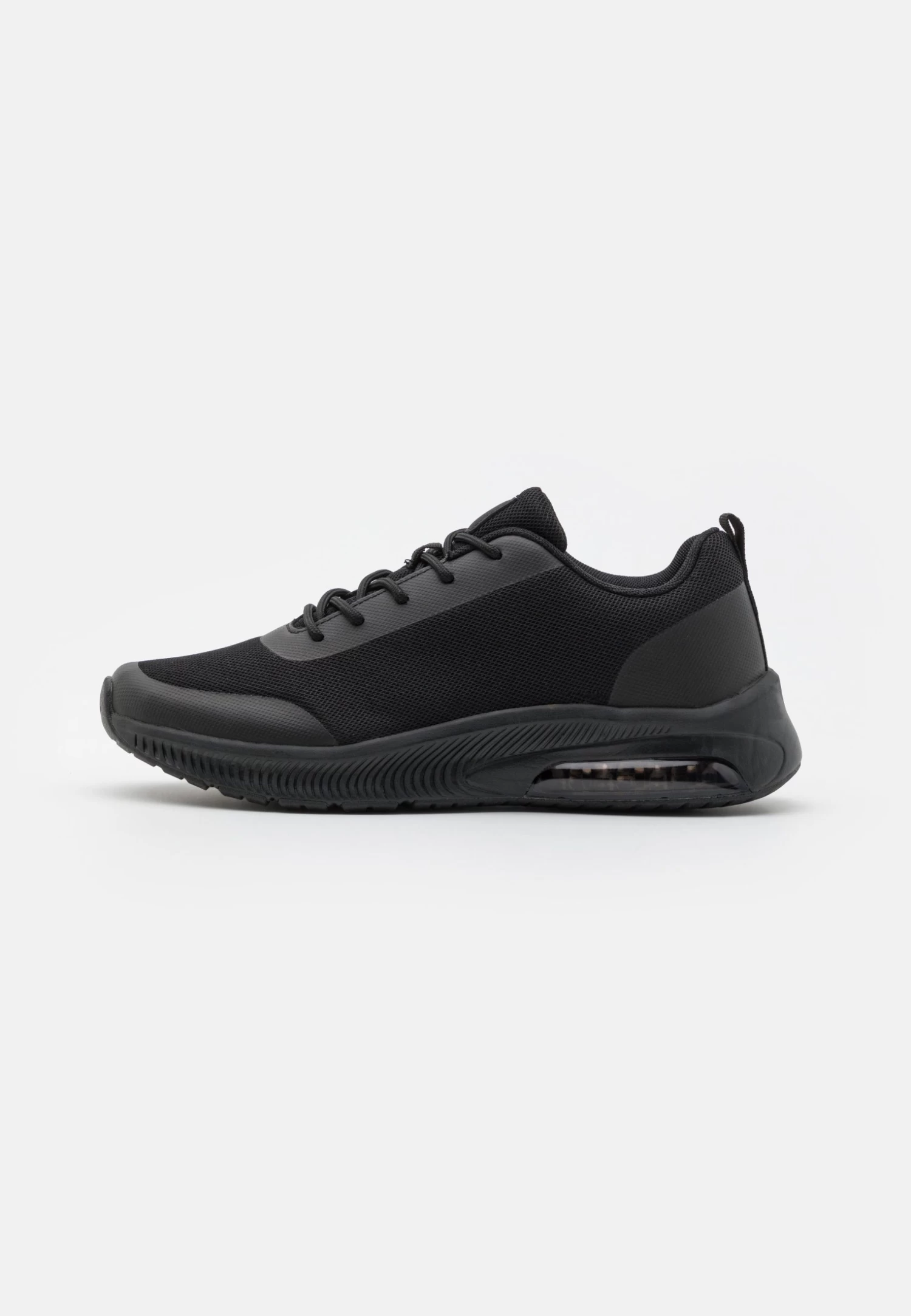 Trainers - Black