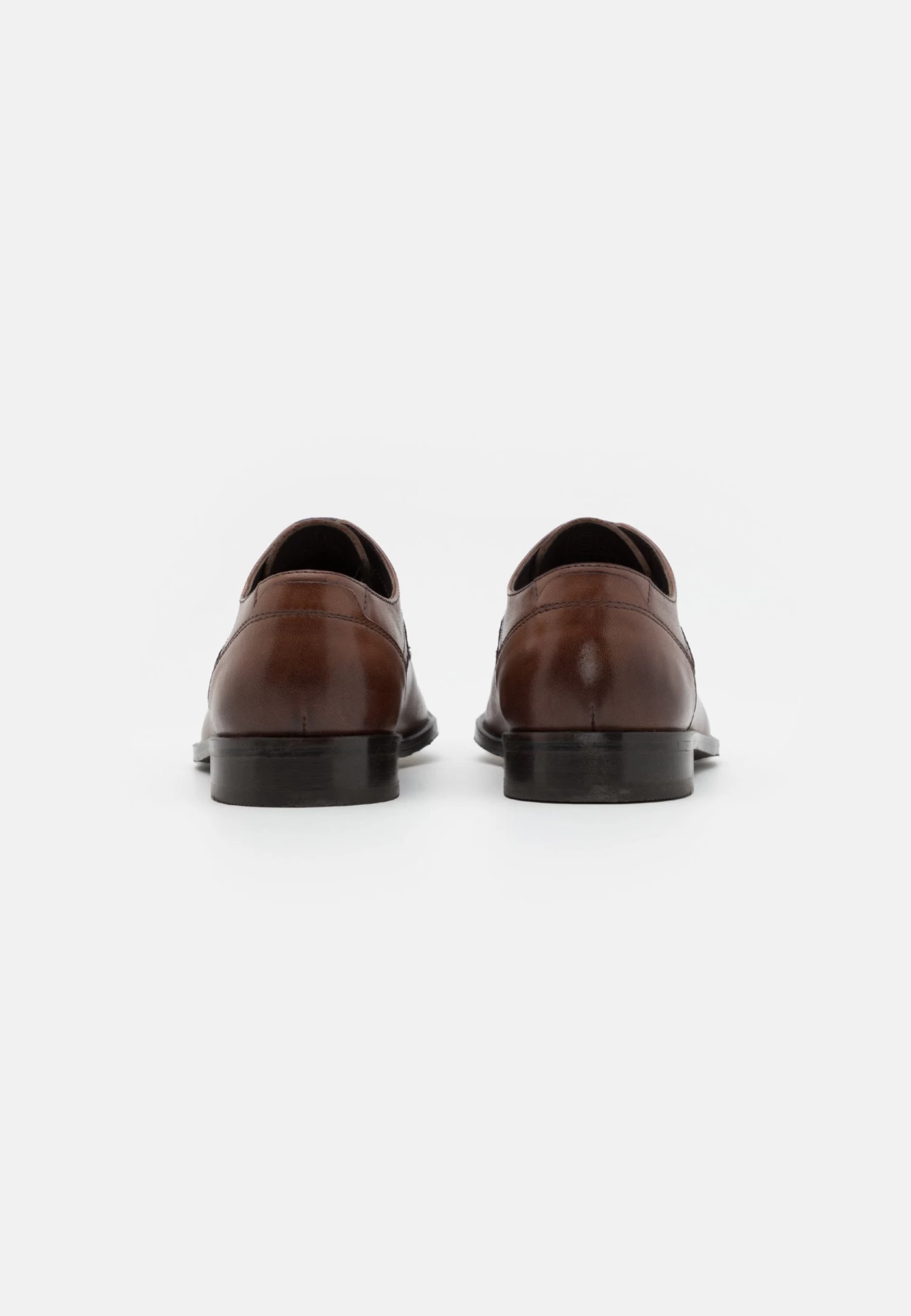 Smart Lace-Ups - Cognac