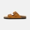 Pier One Leather Unisex - Slippers - Cognac