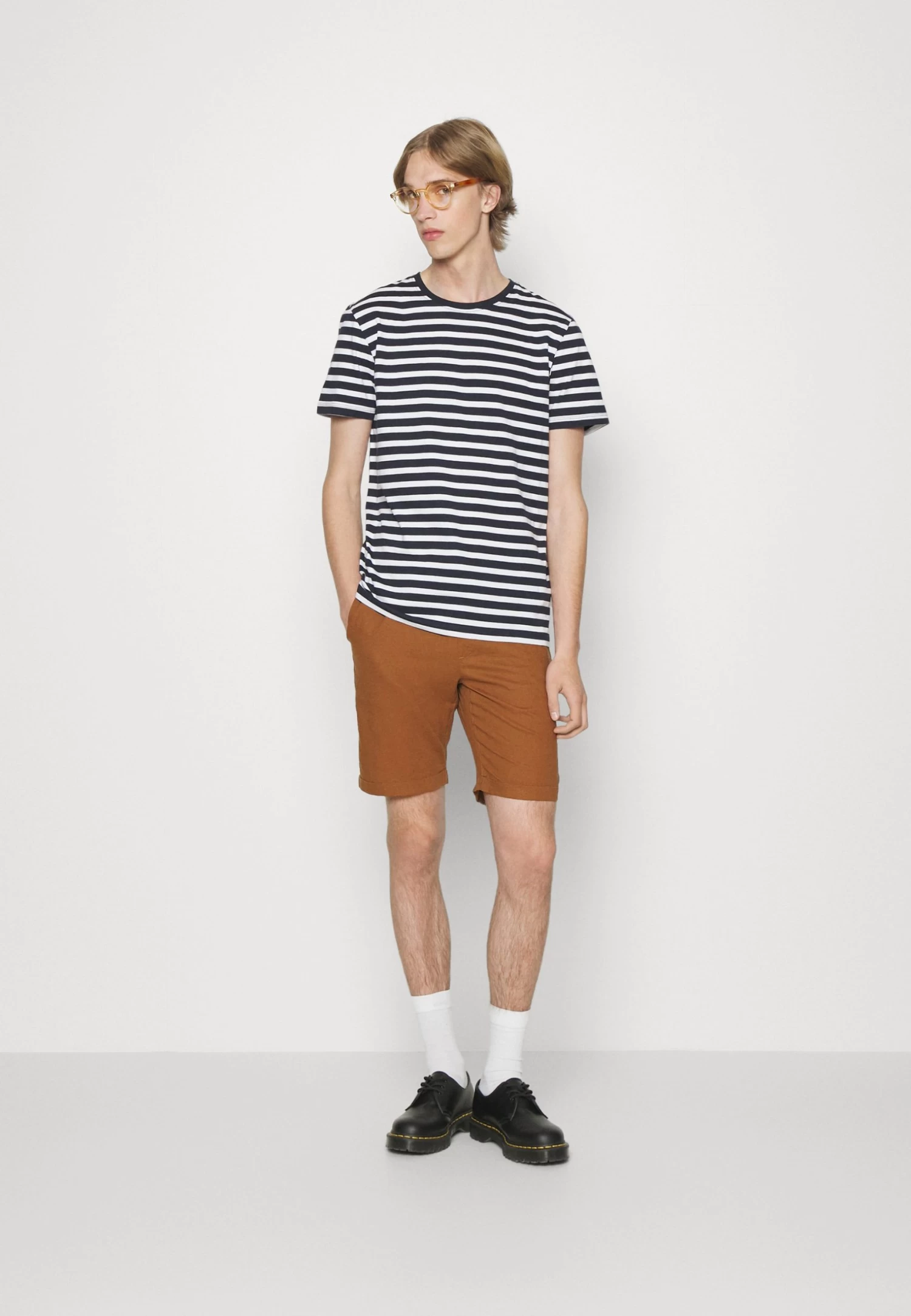 Linen Blend Drawcord Shorts- Shorts - Brown