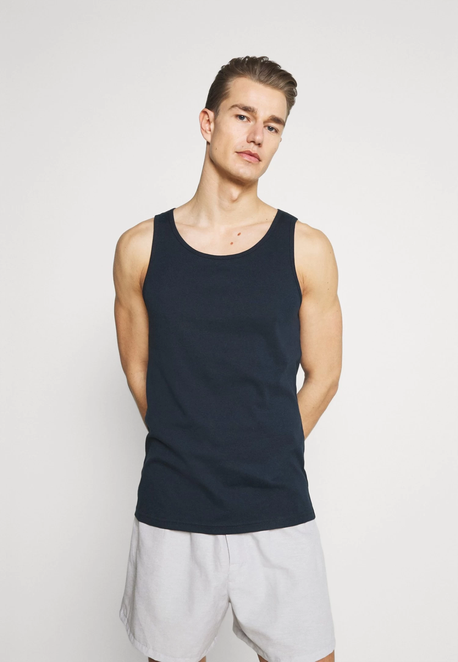 3 Pack - Undershirt - Dark Blue/Bordeaux/Off-White