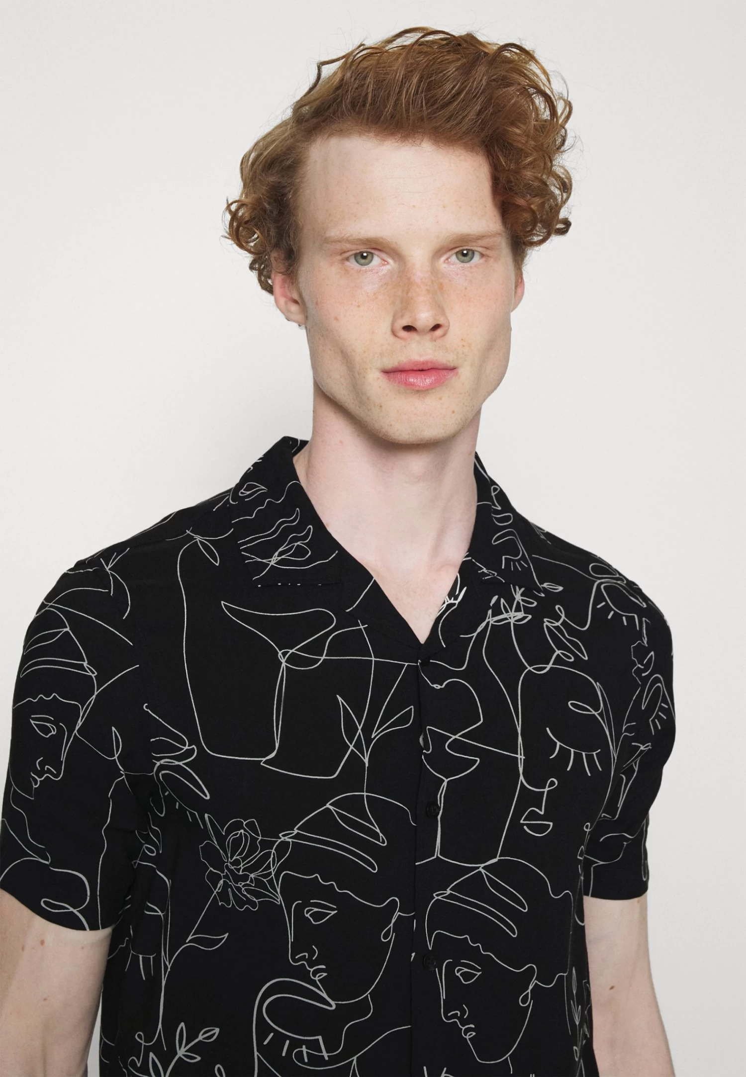 Resort Regular - Shirt - Black