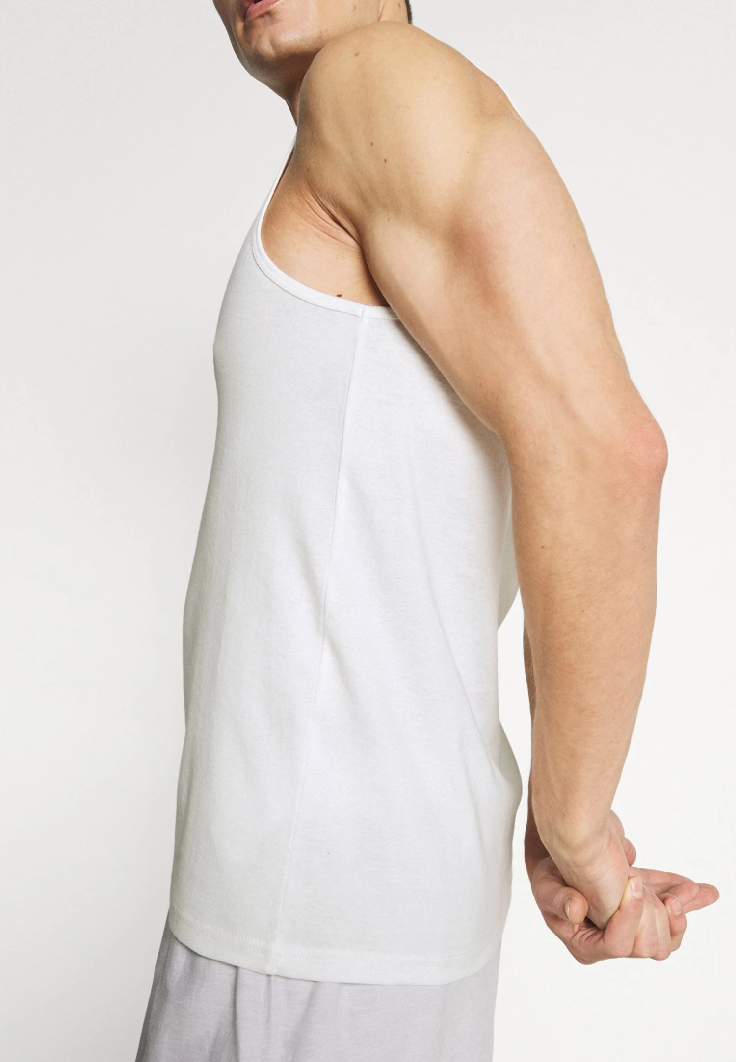 3 Pack - Undershirt - Dark Blue/Bordeaux/Off-White