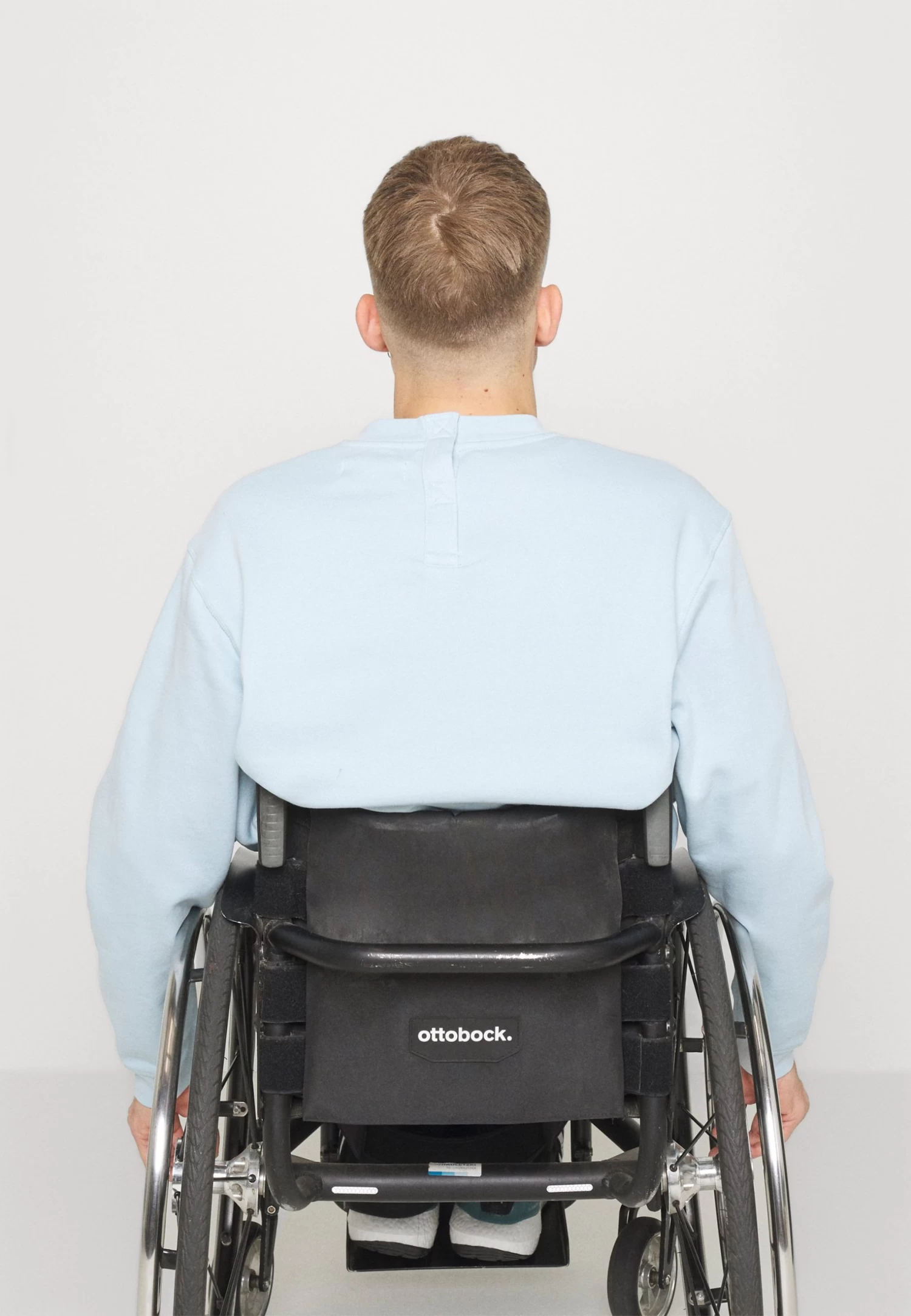 Sweatshirt - Light Blue