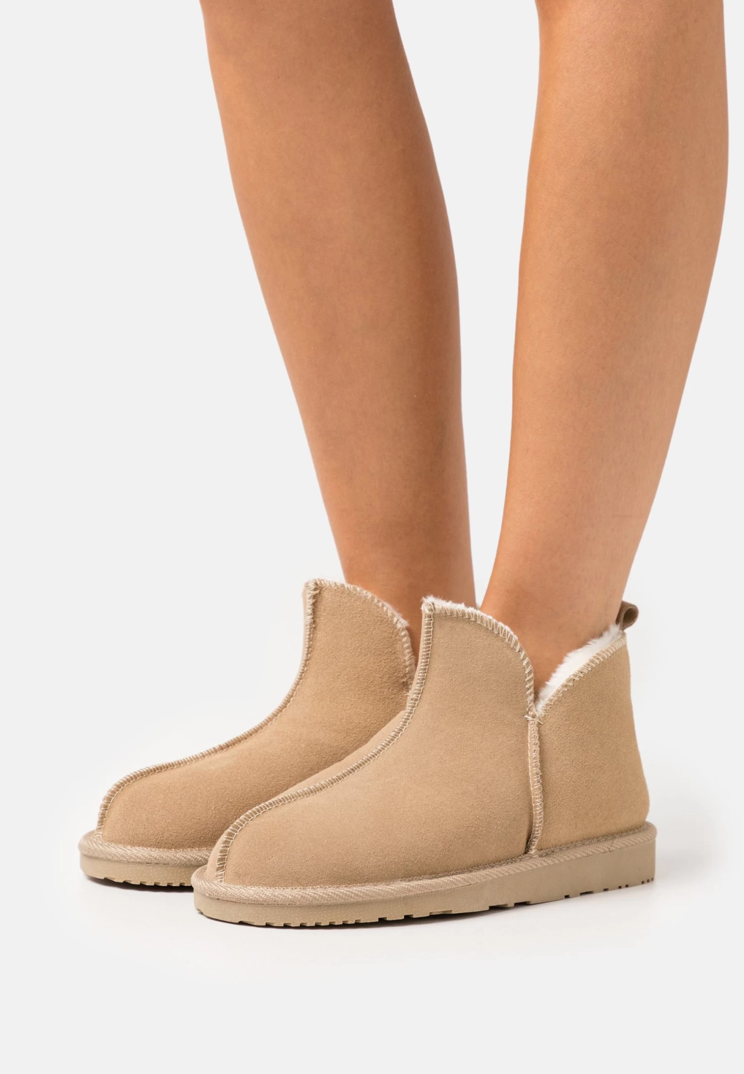 Leather- Slippers - Beige