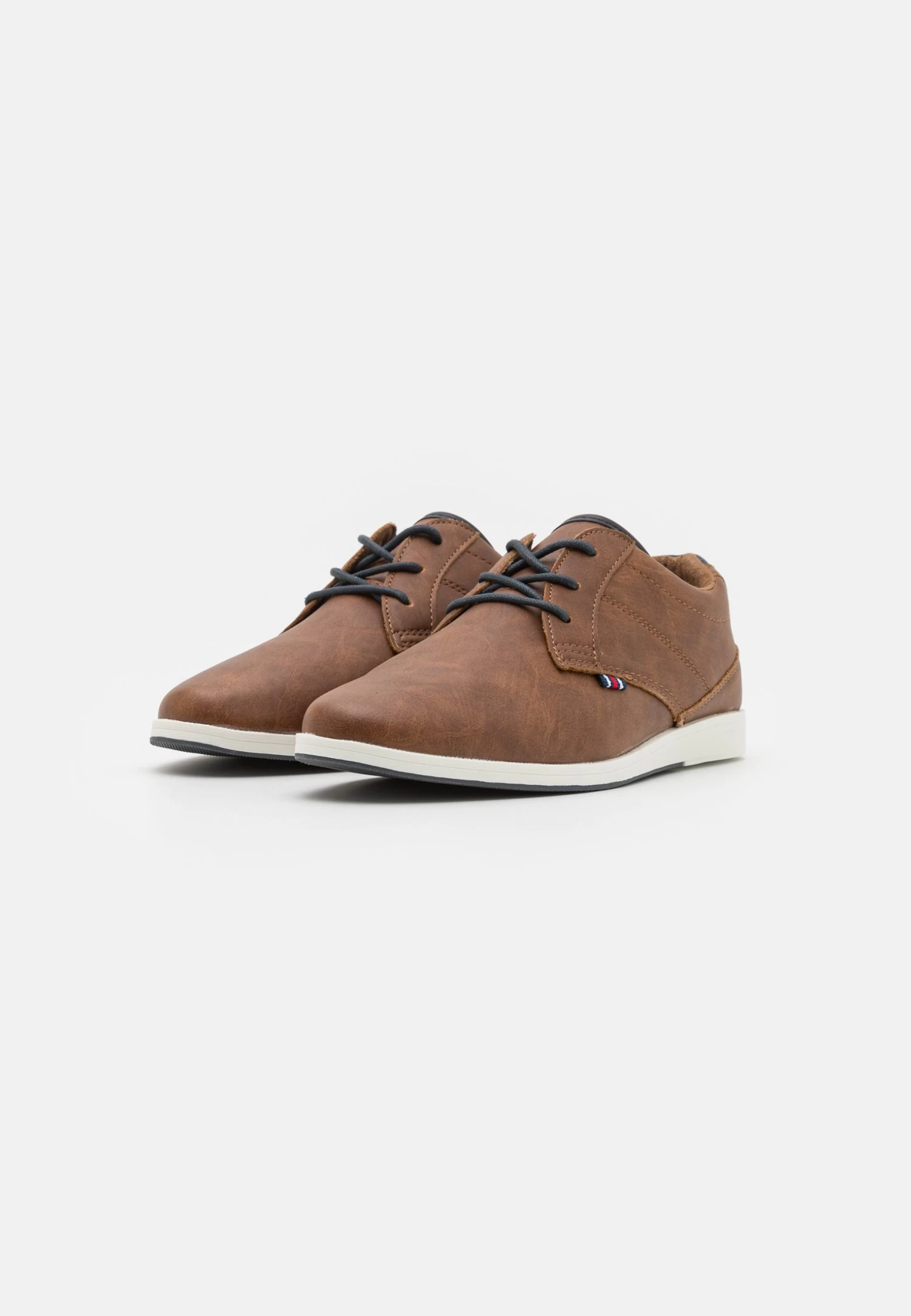 Casual Lace-Ups - Cognac/White